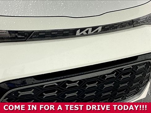 Used 2024 Kia Soul GT-Line FWD image 29