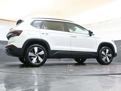 Used 2025 Volkswagen Taos S image 43