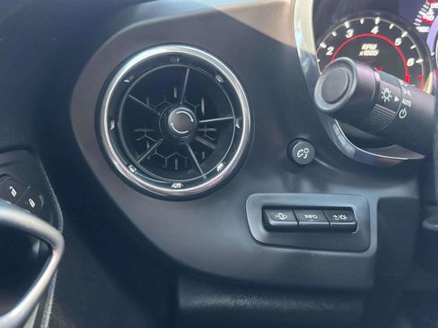 Used 2019 Chevrolet Camaro SS RWD image 21