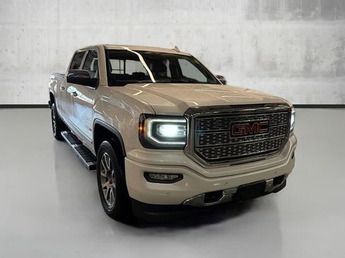 Used 2018 GMC Sierra 1500 Denali image 3
