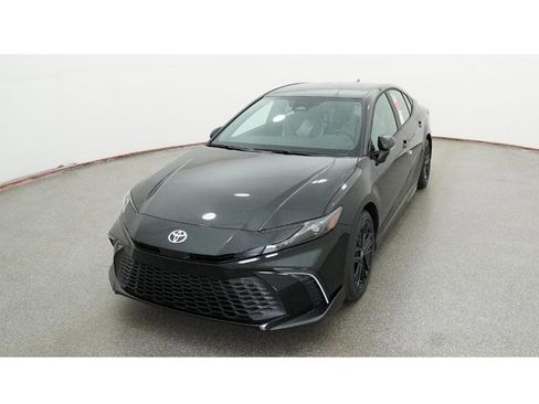 New 2026 Toyota Camry SE image 16