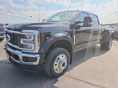 Used 2025 Ford F450 Lariat w/ Lariat Ultimate Package image 2