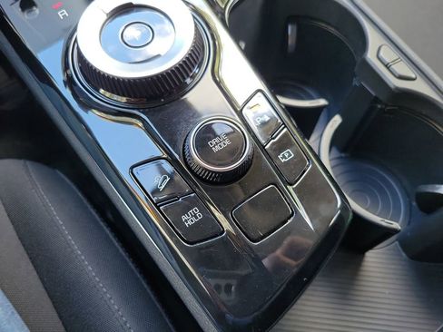 Used 2023 Kia Sportage LX FWD image 27