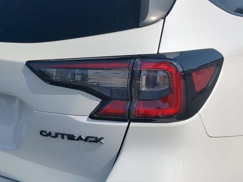 Certified 2024 Subaru Outback Onyx Edition AWD/4WD image 8