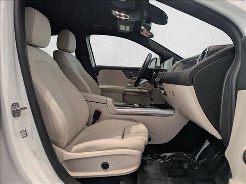 Certified 2025 Mercedes-Benz GLA 250 GLA 250 image 22