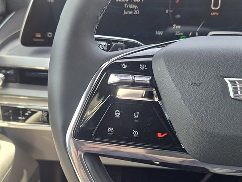 New 2026 Cadillac Vistiq Sport w/ LPO, Floor Liner Package image 28