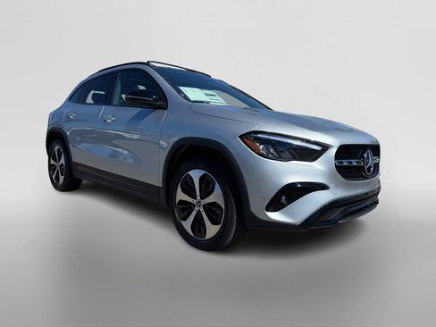 New 2026 Mercedes-Benz GLA 250 image 7