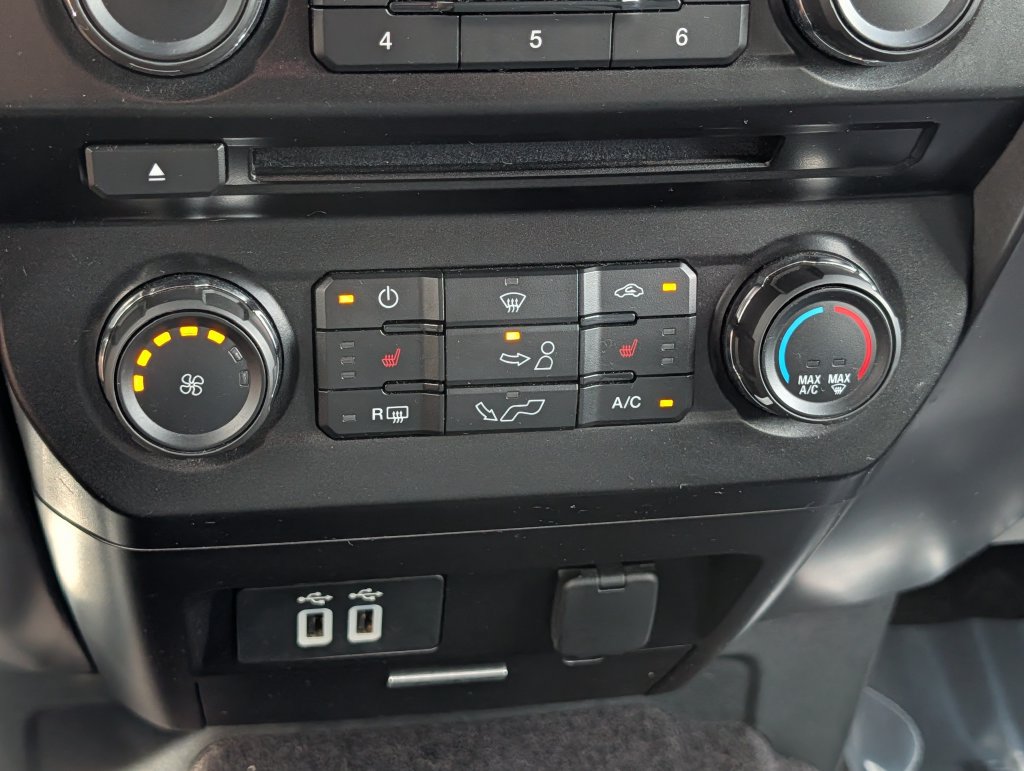 Used 2017 Ford F150 XLT w/ Equipment Group 302A Luxury AWD/4WD image 22