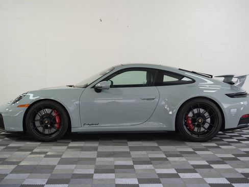 Used 2026 Porsche 911 Carrera GTS RWD image 2