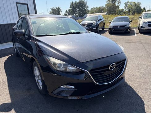Used 2016 MAZDA MAZDA3 i Sport w/ Preferred Equipment Package image 4