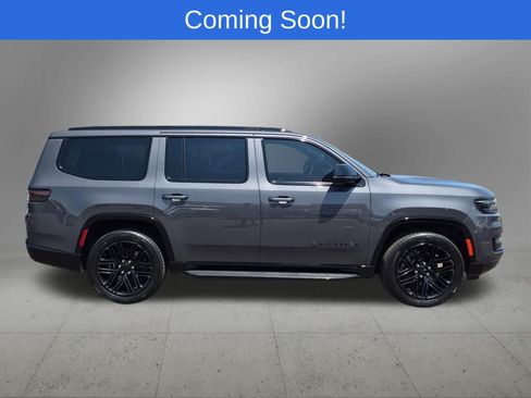 Used 2024 Jeep Wagoneer Series II AWD/4WD image 7