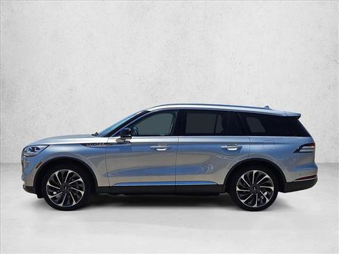 Used 2020 Lincoln Aviator Reserve w/ Equipment Group 202A AWD/4WD image 8