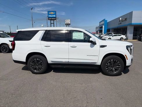 New 2026 GMC Yukon Elevation w/ LPO, Floor Liner Package AWD/4WD image 7