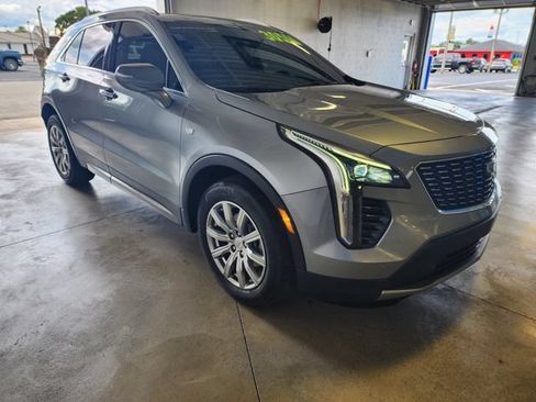 Used 2023 Cadillac XT4 Premium Luxury w/ Cold Weather Package AWD/4WD image 6