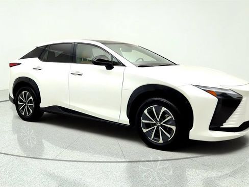 Used 2024 Lexus RZ 450e Premium w/ Technology Package AWD/4WD image 3