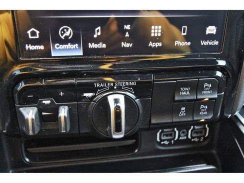 Used 2023 RAM 1500 Big Horn image 27