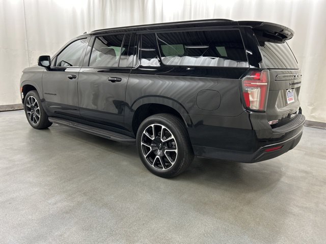 Used 2024 Chevrolet Suburban RST w/ Luxury Package AWD/4WD image 3