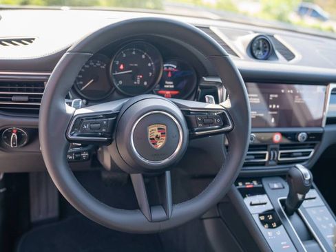 New 2026 Porsche Macan AWD/4WD image 15