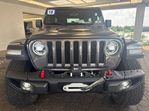 Used 2018 Jeep Wrangler Unlimited Rubicon w/ Dual Top Group AWD/4WD image 2