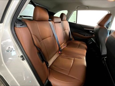 Used 2022 Subaru Outback Touring image 27