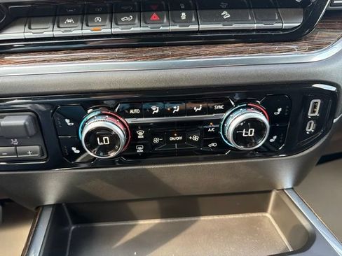 Used 2022 GMC Sierra 1500 Elevation w/ Preferred Package AWD/4WD image 20