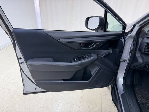 Used 2020 Subaru Outback AWD/4WD image 16