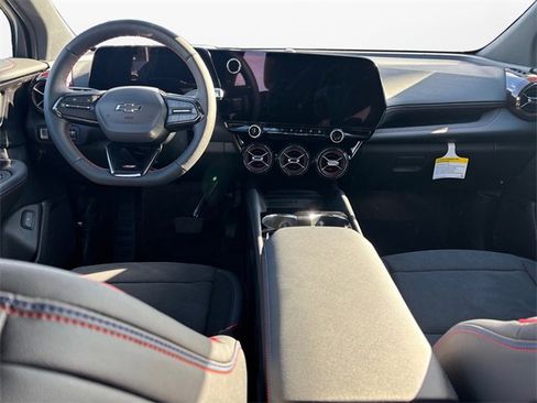 New 2025 Chevrolet Blazer EV RS image 10