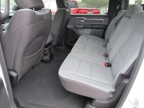 Used 2022 RAM 1500 Big Horn AWD/4WD image 25