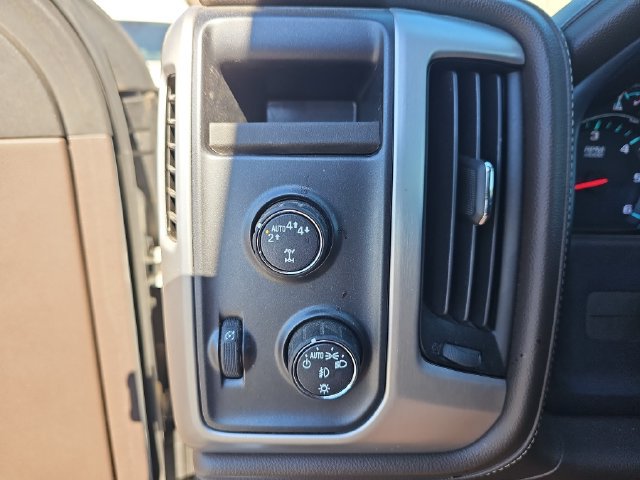 Used 2018 GMC Sierra 1500 SLT w/ SLT Preferred Package AWD/4WD image 24