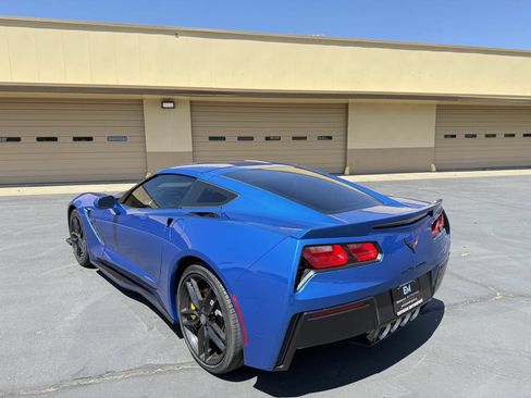 Used 2016 Chevrolet Corvette Stingray Coupe w/ Carbon Flash Badge Package RWD image 5