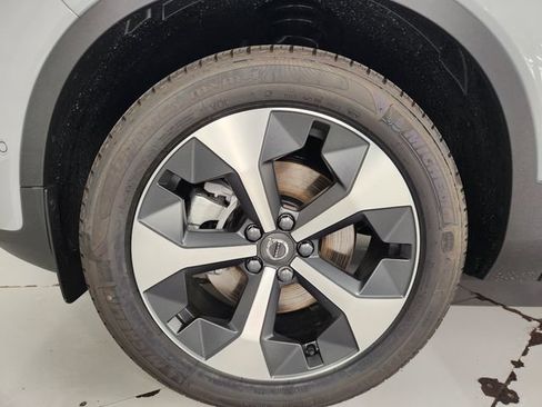New 2026 Volvo XC40 B5 Plus w/ Protection Package Premier AWD/4WD image 8