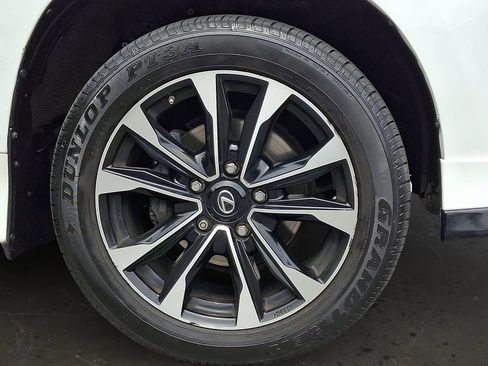 Used 2021 Lexus LX 570 4WD w/ Sport Package image 9