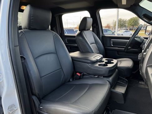 Used 2022 RAM 1500 Classic Warlock image 27