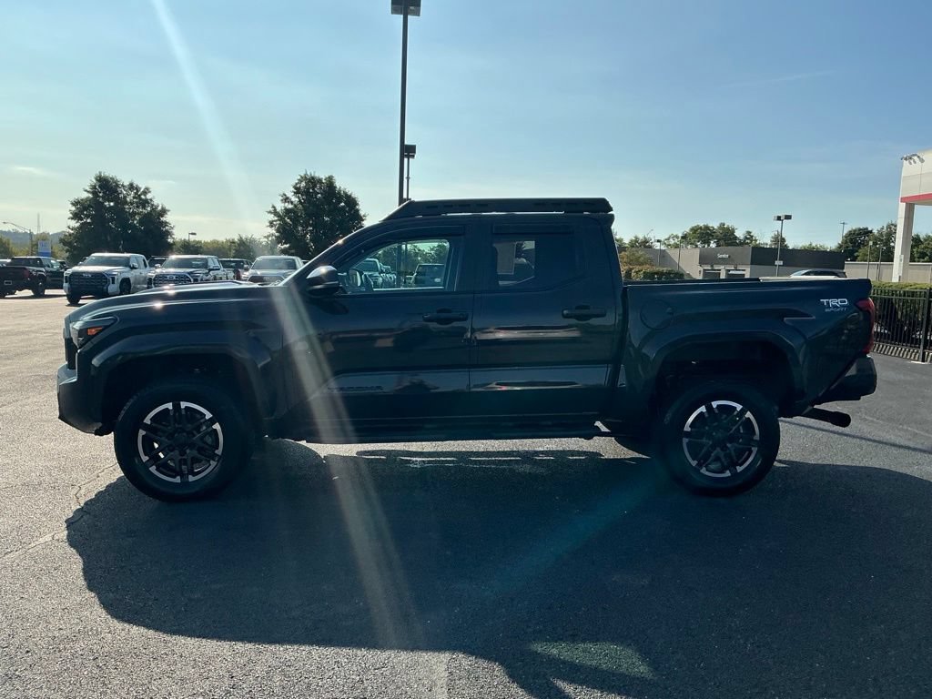 Certified 2024 Toyota Tacoma TRD Sport w/ TRD Sport Upgrade Package AWD/4WD image 9
