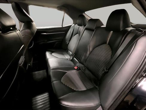 Used 2023 Toyota Camry SE w/ Cold Weather Package AWD/4WD image 21