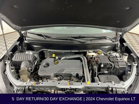 Used 2024 Chevrolet Equinox LT FWD image 35