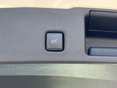 New 2026 Ford Escape Base image 22