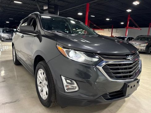 Used 2019 Chevrolet Equinox LT w/ Sun & Navigation Package AWD/4WD image 8