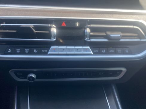 Used 2022 BMW X7 xDrive40i w/ Executive Package AWD/4WD image 24