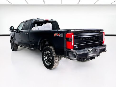Used 2025 Ford F350 Platinum w/ FX4 Off-Road Package AWD/4WD image 6