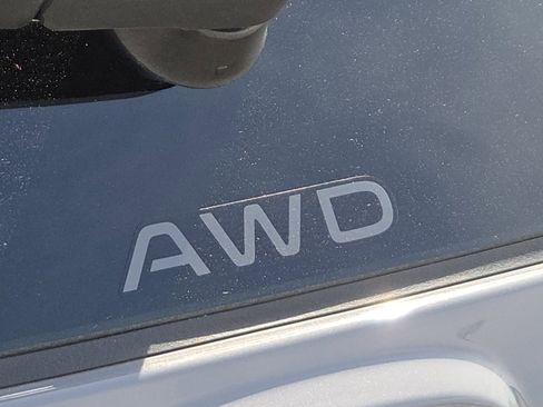 Used 2025 Honda CR-V EX-L image 11