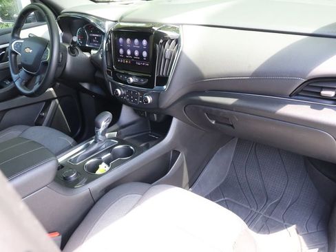 Used 2023 Chevrolet Traverse LT w/ LPO, Floor Liner Package AWD/4WD image 40