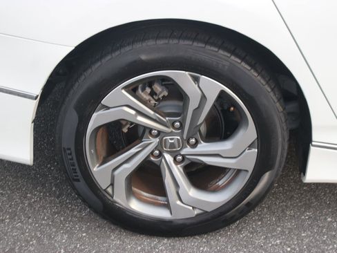 Used 2018 Honda Accord EX-L image 37