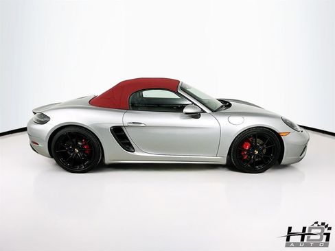 Used 2019 Porsche 718 Boxster GTS image 5