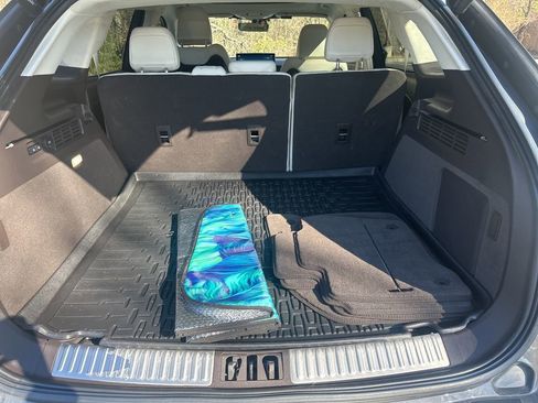 Used 2022 Lincoln Nautilus Black Label w/ Class II Trailer Tow Package image 14