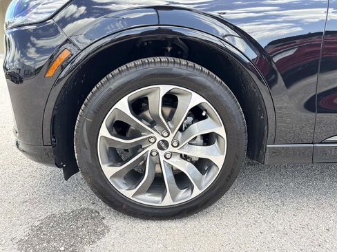 New 2026 Lincoln Aviator AWD w/ Jet Appearance Package image 10