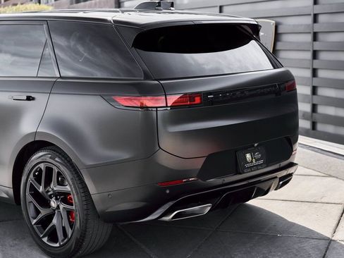 Used 2025 Land Rover Range Rover Sport Dynamic SE image 17