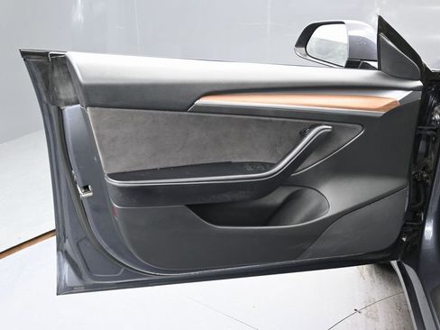 Used 2022 Tesla Model 3 Performance image 43