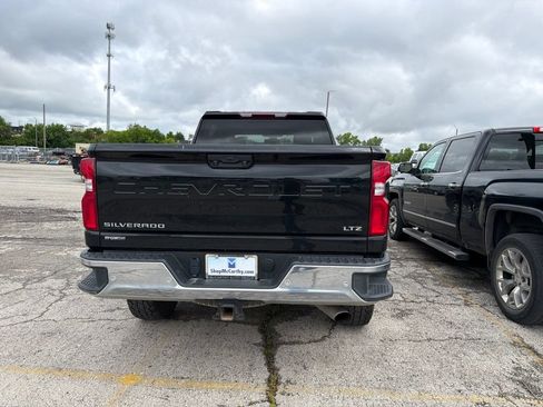 Used 2022 Chevrolet Silverado 2500 LTZ w/ Safety Package AWD/4WD image 3