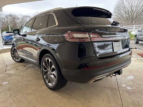 Used 2023 Lincoln Nautilus Reserve w/ Equipment Group 201A image 10